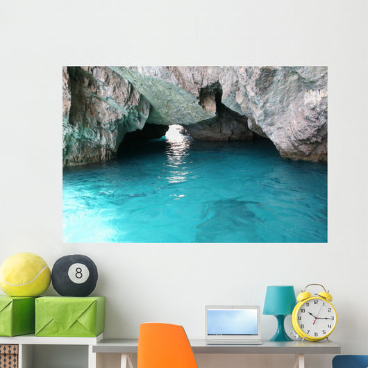 Beautiful Crystal Turquoise Water Wall Decal