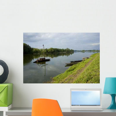Toue Cabanee Wall Decal Design 2 shown on a wall