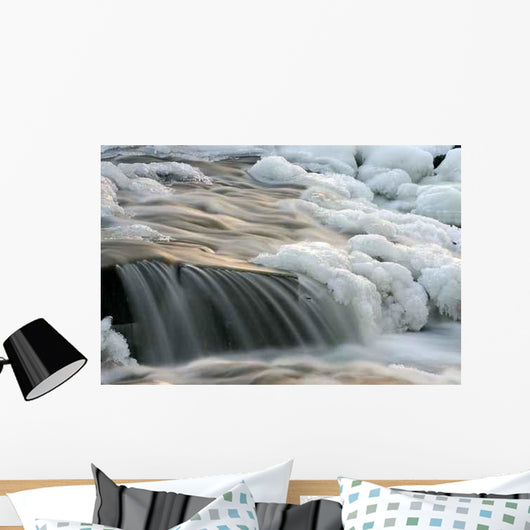 Vertraumt Wall Decal