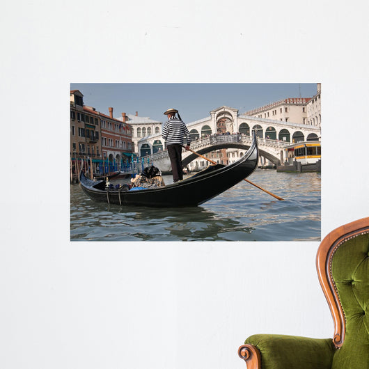 Gondolier Rialto Bridge Grand