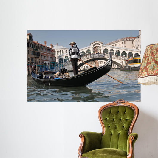 Gondolier Rialto Bridge Grand