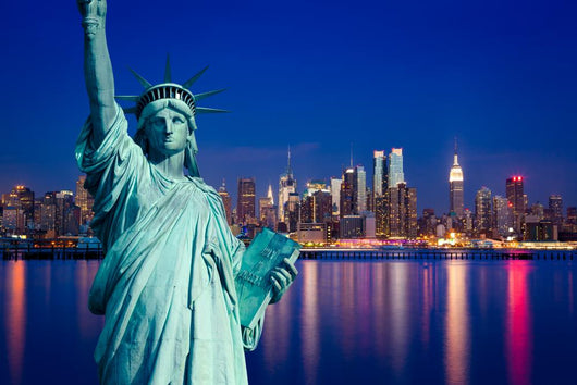 Manhattan New York Statue
