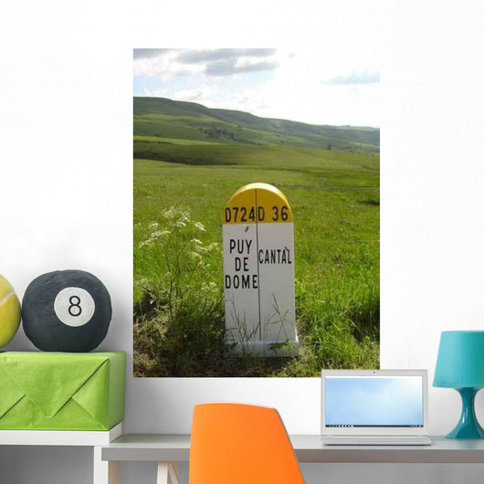 Limite Du Departement Entre Wall Decal