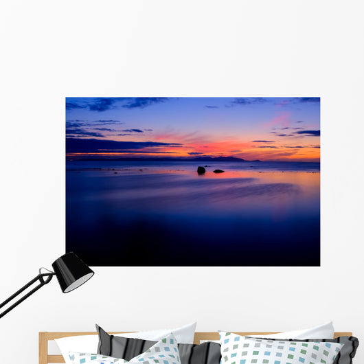 Throne Wall Decal