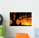 Silhouette Couple Love to Wall Decal