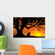 Silhouette Couple Love to Wall Decal