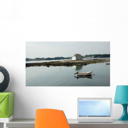 La Petite Mer Wall Decal