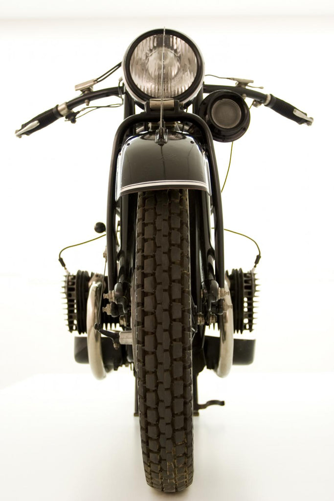 Front Classic Boxer Engine Wall Decal - WallMonkeys.com – Wallmonkeys