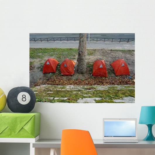 Camping En Ville Wall Decal