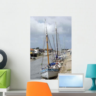 Hafeneinfahrt Noirmoutier Wall Decal shown on a wall