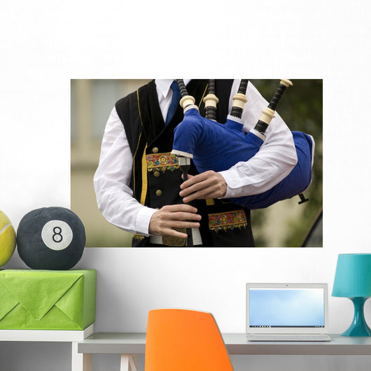 Bagpiper Wall Decal