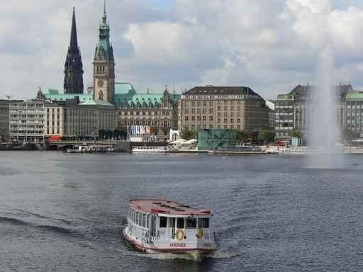Hamburgbinnenalster Wall Decal