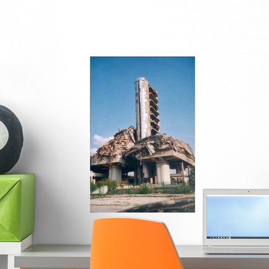 Immeuble Oslobodjene Snipper Alley Wall Decal