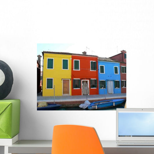 Burano Maisons Colorees Jaune Wall Decal