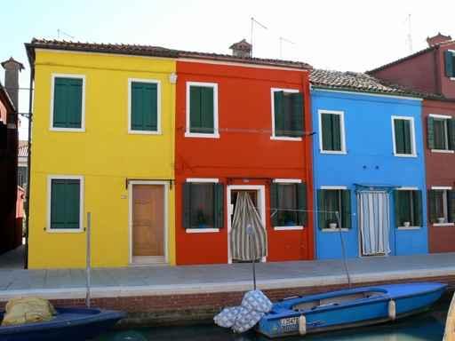 Burano Maisons Colorees Jaune Wall Decal