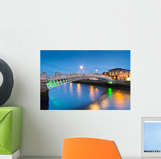 Ha'penny Bridge Dublin Night
