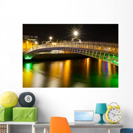 Hapenny Bridge Dublin