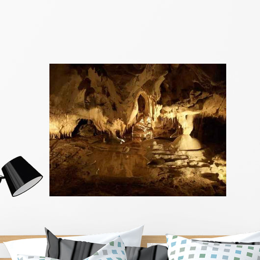 Grotte Thouzon Wall Decal