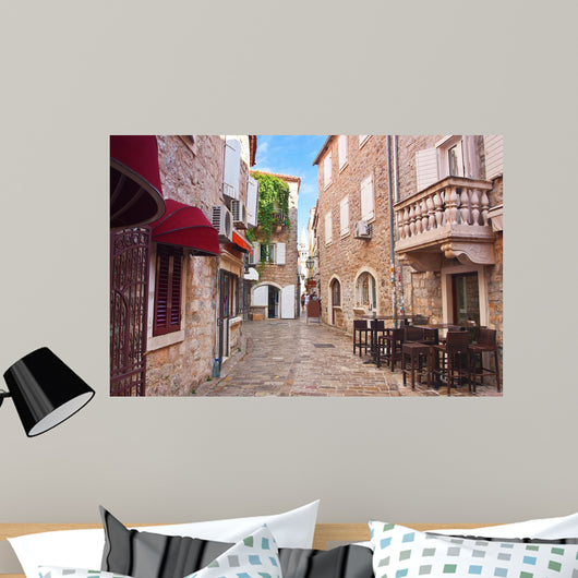 Narrow Street Old District