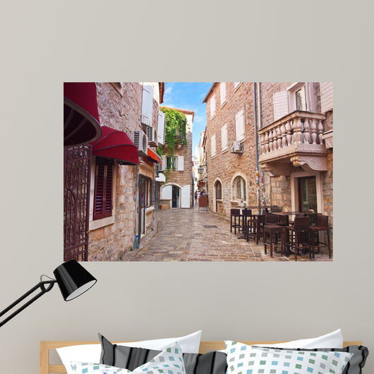 Narrow Street Old District