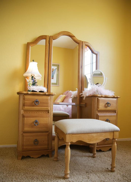 Bedroom Vanity Table Wall Decal