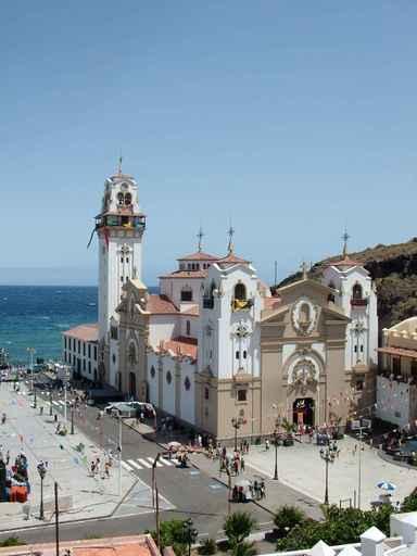 La Iglesia Candelaria Wall Decal