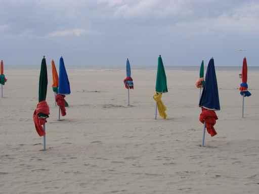 Plage Deauville Wall Decal