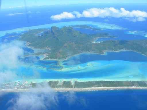 Bora Bora Polynesia Vista Wall Decal