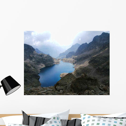 Lac Montagne 7 Wall Decal