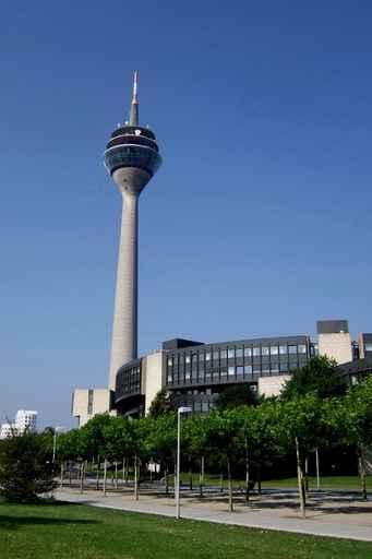 Fernsehturm D Sseldorf Mit Wall Decal