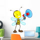 Vector Illustration Bee Announcing