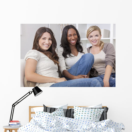 Interracial Group Three Beautiful