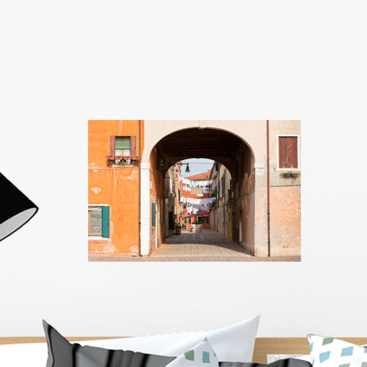 Venetian Yard