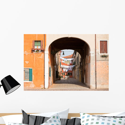 Venetian Yard