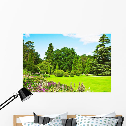 English garden Wall Mural