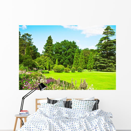 English garden Wall Mural