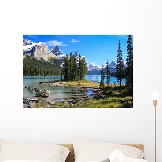 Spirit Iceland Maligne Lake