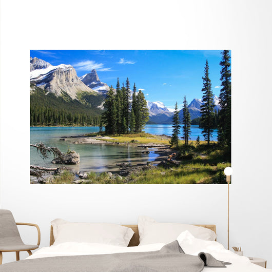 Spirit Iceland Maligne Lake