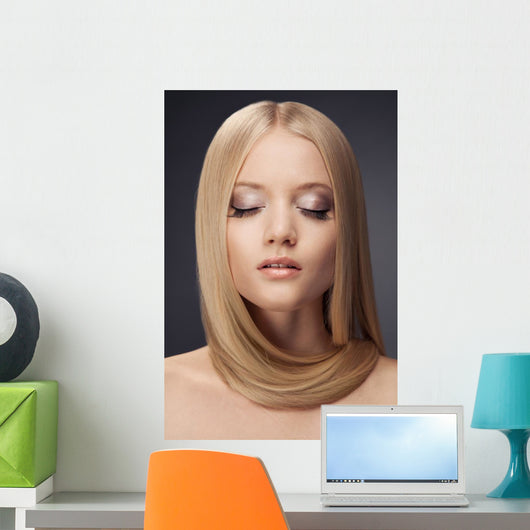 Fashion Blond Girl Beautiful
