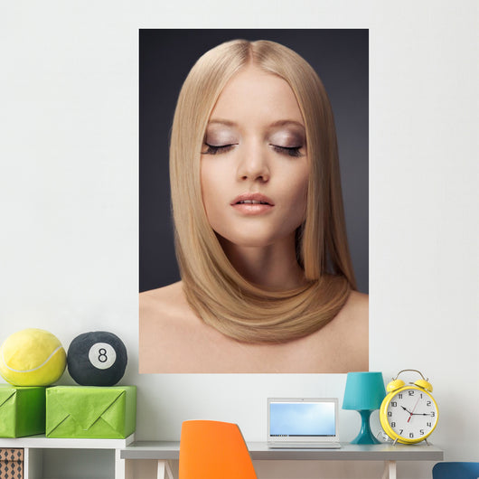 Fashion Blond Girl Beautiful