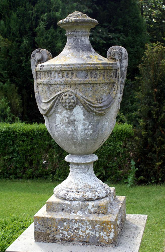Urn