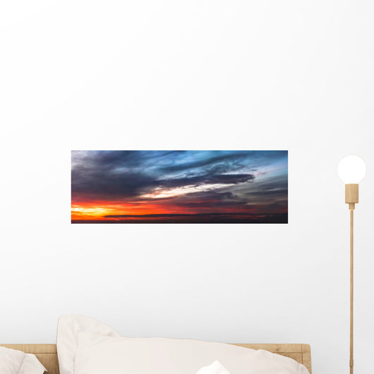 Tramonto Forte Contrasto Wall Mural