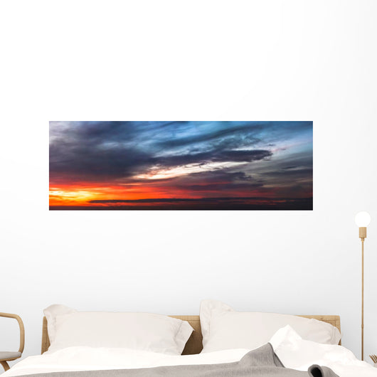 Tramonto Forte Contrasto Wall Mural