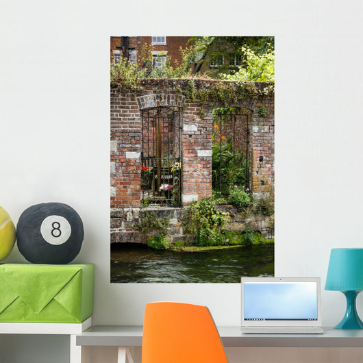 Riverside Garden
