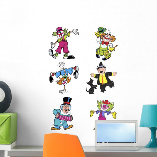 Different Clowns