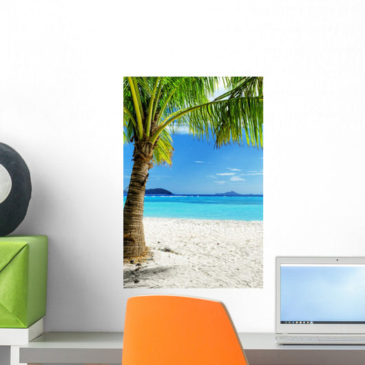 Green Tree White Sand