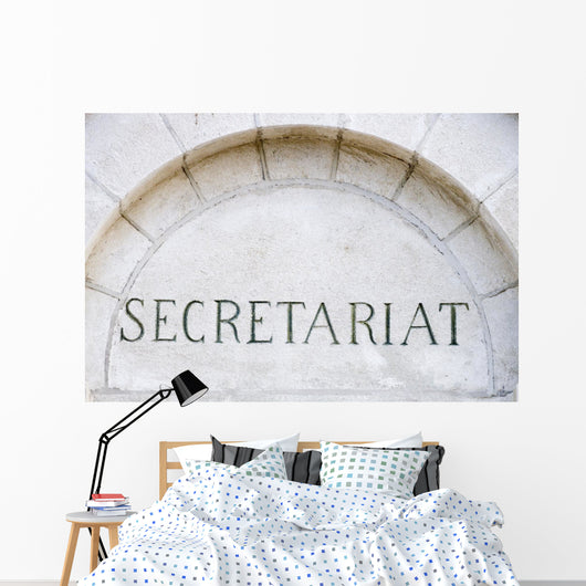 Secretariat entry Wall Mural