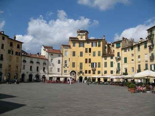 Lucca 3 Wall Decal