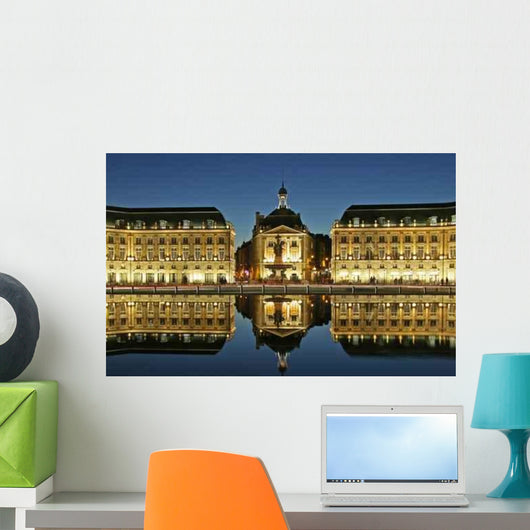 Lumiere Dans La Ville Wall Decal