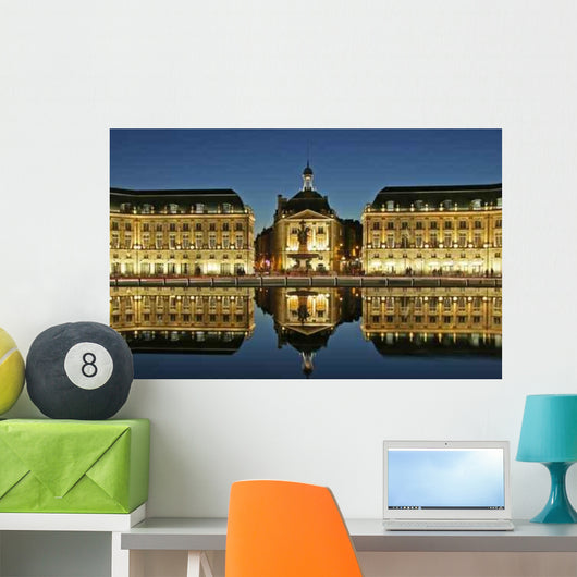 Lumiere Dans La Ville Wall Decal